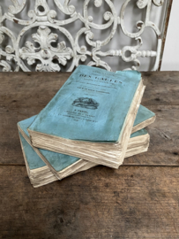 OV20110883 Set of 3 antique French books Historique Géographie Paris period: 1839. In beautifully weathered blue colour. Size: 22x15 cm