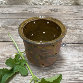 AW20111317 Old French tall cheese mold with a special green/ochre-yellow glazed interior in beautiful condition! Size: 11.5 cm high / 12 cm cross section
