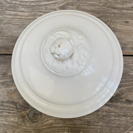 AW20111306 Antique French tureen with matching lid, stamped - Digoin & Sarreguemines, period: 1875-1900, in beautiful condition! Size: 15 cm high (to the lid) / 24.5 cm up to the handle / 20 cm cross section