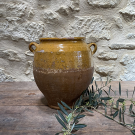 AW20111200 Antique Southern French confit pot period: 19th century in beautiful ocher yellow shade and condition!  Size: 29 cm high / 19 cm cross section.