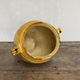 AW20111048 Grote antieke Franse confit pot  in Provençaals geel  periode: 19de eeuw in prachtige staat.Afmeting: 30 cm hoog /  18 cm doorsnede