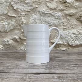 AW20111320 Large old French milk jug stamp - Céranord Saint Amand France - period: 1962. Minimal chip on the underside rim (see photo), otherwise in beautiful condition! Size: 18.5 cm high / 11.5 cm cross section