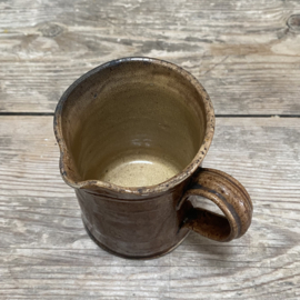 AW20111313 Antique French chocolate pitcher with yellow glazed interior in beautiful condition! Size: 11.5 cm high / 8.5 cm cross section