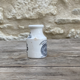 AW20111245 Antique French Grey-Poupon Dijon mustard pot stamp - Digoin & Sarreguemines - period: 1875-1900. In beautiful weathered condition, see photos for details. Size: 9.5 cm high / 6 cm cross section (bottom)
