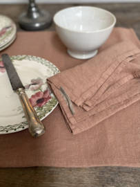 Couleur Chanvre linnen servetten gemaakt in Frankrijk  vervaardigd uit hoogwaardig ecologisch linnen uit Normandie (270 gram/m2)