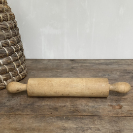 OV20110797 Old French wooden rolling pin in beautiful condition! Size: 42 cm. long / 6.5 cm. cross section