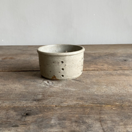 AW20111209 Old French goat cheese mold in beautiful clay color and condition! Size: 6 cm high / 10.5 cm cross section.