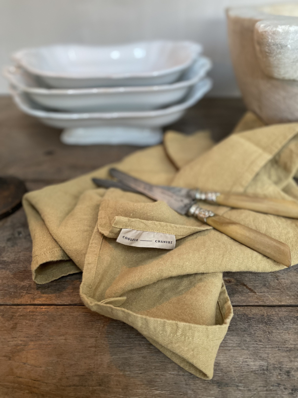 Couleur Chanvre linen kitchen towel made in France manufactured from high quality ecological linen from Normandy (270 grams / m2) Size: 15x80.