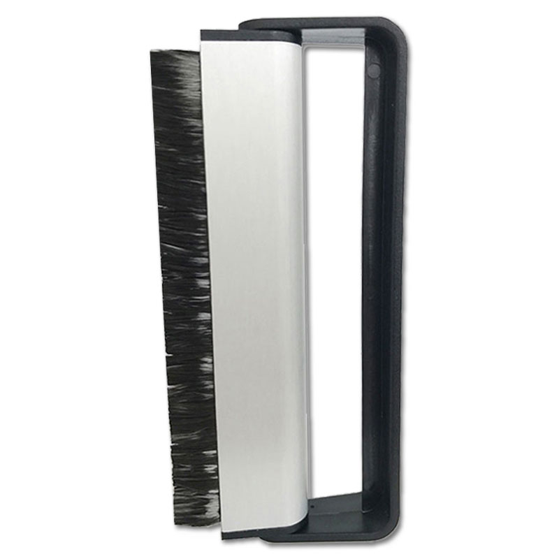 Value Box - 12 pieces - Goka Carbon Fiber Record Brush