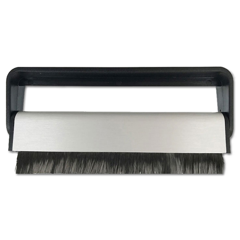 Goka Carbon Fiber Record Brush