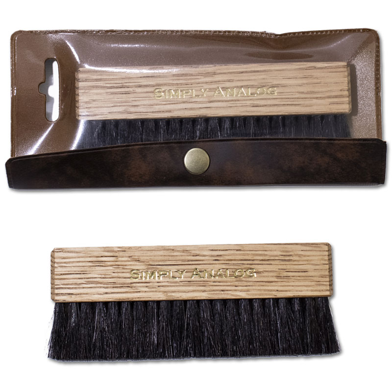 Simply Analog Anti-Static Record Brush | Natural Oak & Goat hair