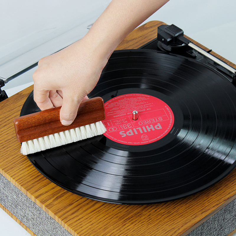Walvis Goat Hair Record Application Brush - with solid wooden handle