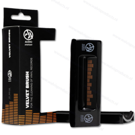 Audio Anatomy Black Velvet Vinyl-Brush