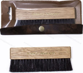 Simply Analog Anti-Static Record Brush | Natural Oak & Goat hair