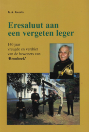 Eresaluut aan een vergeten leger (rugzijde verkleurd)