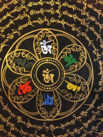 Om Mani Padme Hum 2 - handgeschilderd Mantra Mandala  op linnen 54x54x2 cm