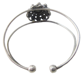 buigarmband bolle zeeuwse knop klassiek verzilverd ZKA519