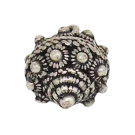 Bolletje zeeuwse knop hanger of bedel met hangeroog ZB 028