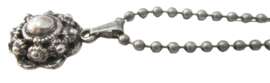 zeeuws knoopje met bolletjesketting ZKH620