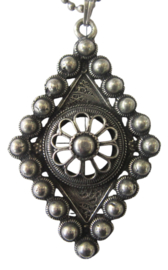 Zeeuwse knop ruit hanger groot, met ketting ZKH604