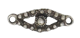 fijn lichtgewicht ruitje met zeeuwse knopjes en twee oogjes, lengte 2 cm ZB 032