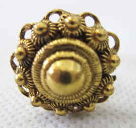 ZKR304-G Zeeuwse knop ring bolletjesrand echt verguld, doorsnede ong. 2 cm, verstelbaar, een maat
