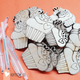 Houten Cupcakes om in te kleuren en sleutelhanger