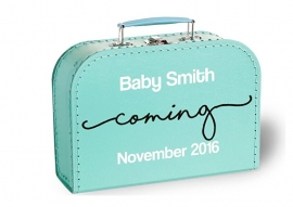 Koffertje zwangerschapsaankondiging Baby coming