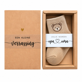 Zwangerschapsaankondiging sokjes in doosje – Opa & Oma of Oom & Tante Zwangerschapsaankondiging sokjes in doosje – Opa & Oma of Oom & Tante