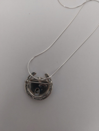 Broche (of ketting)  Dressuurpaard met Hoefijzer Jane Heart