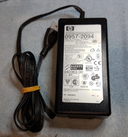 HP 0957-2094 Ac Adapter
