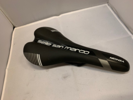 Selle San Marco Monza ATB Zadel, Zwart/Wit, Gloednieuw