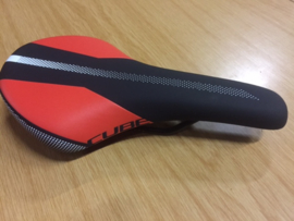 Cube Selle Justek Zadel, ATB & Race, Zwart/Rood, Gloednieuw