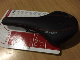 SQUADRA Bodyfit Road Mens Zadel, Zwart, Race & ATB, Gloednieuw