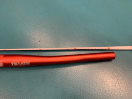 TRUVATIV ATB FLATBAR, 610mm, Rood geanodiseerd, Gloednieuw