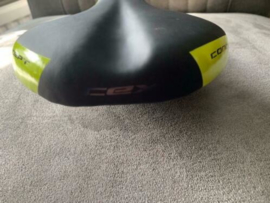 Selle Scape Justek Concept Zadel, Zwart/Fluo-Groen, ATB/Race, Gloednieuw