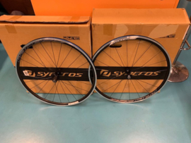 SYNCROS RACEFIETS WIELEN 28INCH Wielset, Gloednieuw in doos