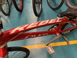 PURE Rebel Expert 20 inch Wedstrijd BMX, Rood/Wit, Zeer Mooi