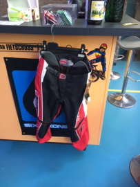 SHIFT ASSAULT BMX Race BROEK, Youth 28, Rood/Zwart, Nieuw