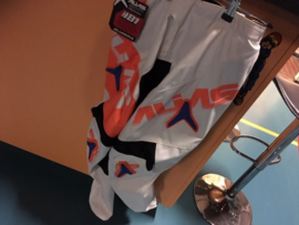 Alias B1 BMX Broek, Oranje/Wit/Blauw, Adult 28, Gloednieuw