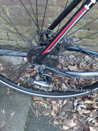 Cross hybride maat L in goede staat merk HEAD