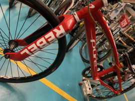 PURE Rebel Expert 20 inch Wedstrijd BMX, Rood/Wit, Zeer Mooi