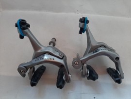 Shimano Ultegra BR-6700 Glossy Grey Remklauwen voor en achter rem licht gebruikt