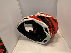 FLY Racing BMX  Wedstrijd Helm,  Youth Medium, Wit/Rood/Zwart, Gloednieuw in doos