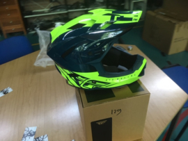 FLY Racing BMX Wedstrijd Helm,  Adult Medium, Zwart/Fluo-Geel, Gloednieuw in doos