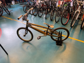 STAYSTRONG Pro-L 20 inch Wedstrijd BMX, Goud, Zeer mooie fiets