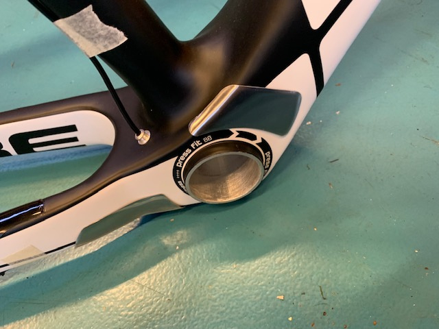 Cube 22 inch frame sale