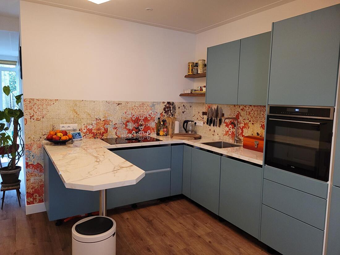 kitchenwalls red flower keukenbehang
