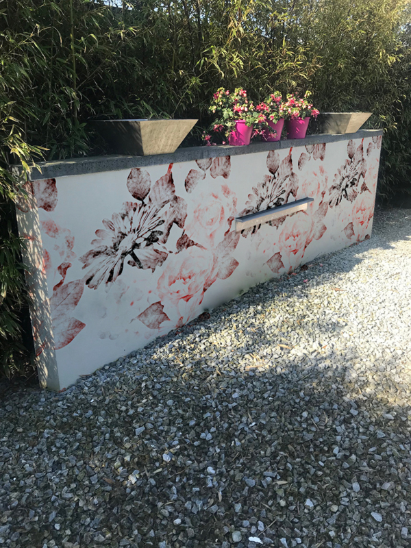 wrap the wall outdoor wallcovering pink roses behangfabriek