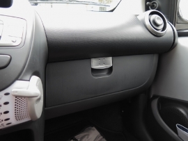 Dashboardklep Peugeot 107 2005-2012 (grijs)